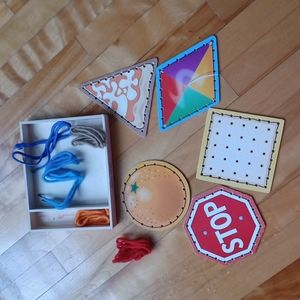 Melissa&Doug 5 wooden panels&5 matching laces.